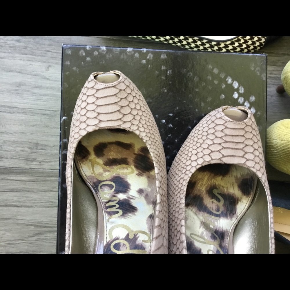 Sam Edelman nude pumps
